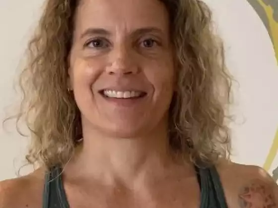 Christine LaMonica,
                            Health & Wellness, Yoga, Health & Wellness, Health & Wellness
                            Expert at Muestra de clase magistral GRATUITA con más de 30 clases