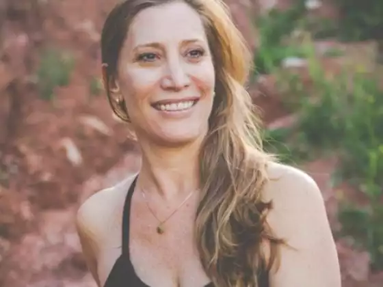 Lara Rosenberg - Yoga, Therapeutic 