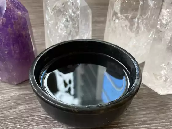 #37-Scrying